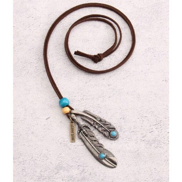 Feather Necklace - Picture 1 of 3